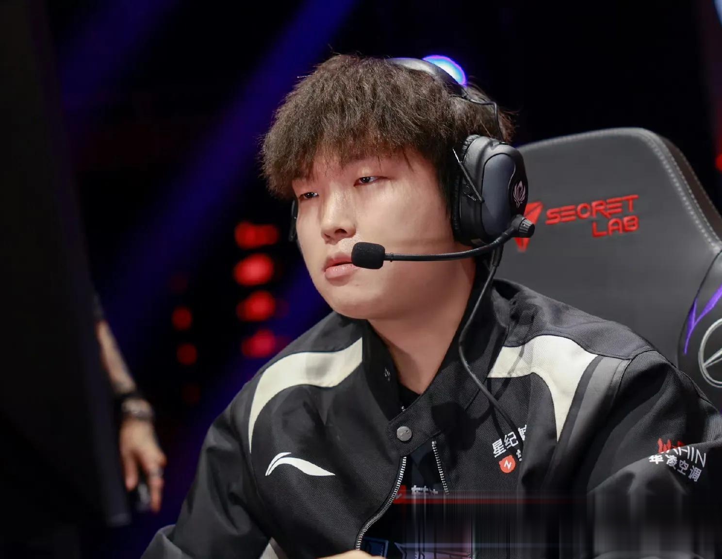 DK轻取BLG,369完成史诗逆转入围赛3:1(东京) DK轻取BLG,369完成史诗逆转入围赛3:1(东京)